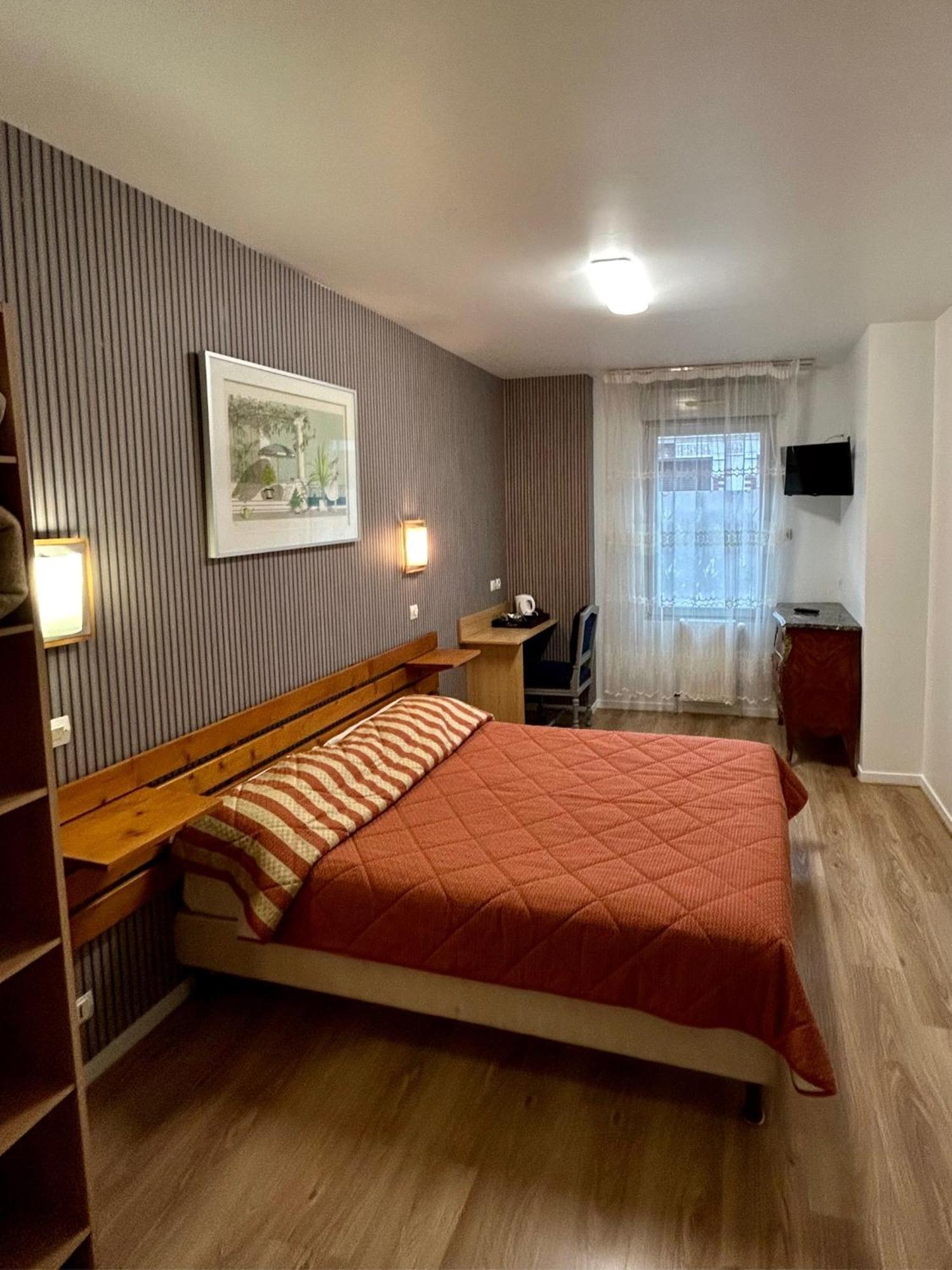 Chambres D'Hotes Du Colvert Forges-les-Eaux Exterior foto
